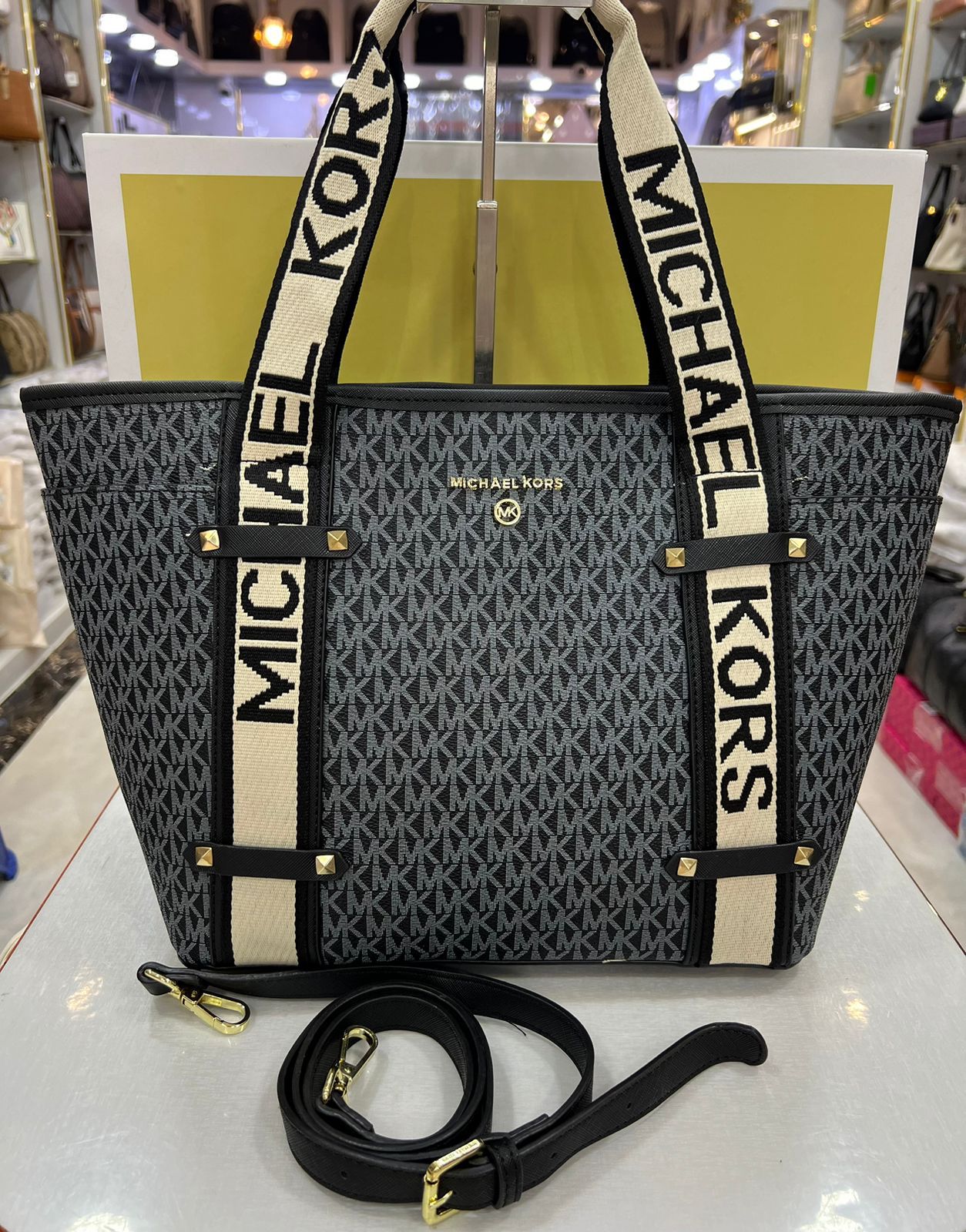 MICHAEL KORS (MK)HANDBAG